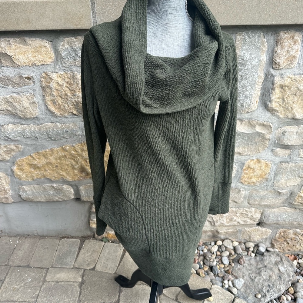 Lululemon Sweater